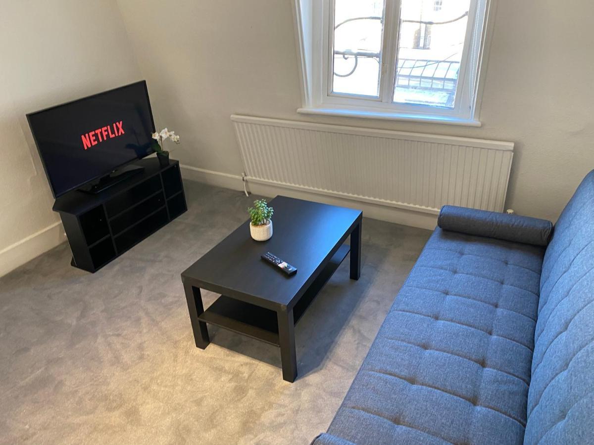 Modern 1 Bedroom Flat In Paddington Londyn Zewnętrze zdjęcie