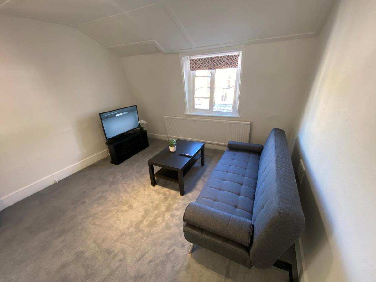 Modern 1 Bedroom Flat In Paddington Londyn Zewnętrze zdjęcie